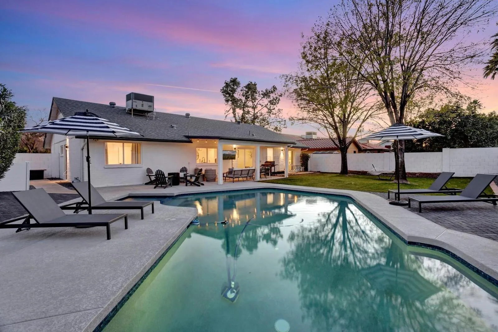 Slice Of Paradise, Remodel W Free Heated Pool Phoenix